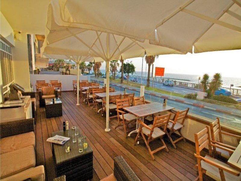 Olive Gordon By The Hotel 3*